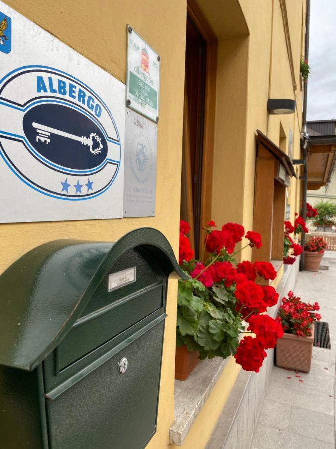 Hotel Trieste Tarvisio Buitenkant foto