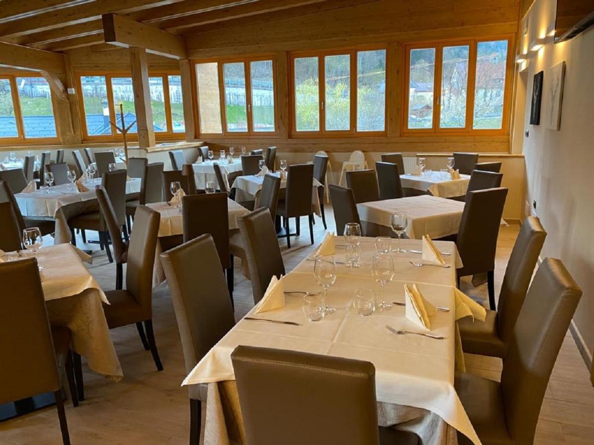 Hotel Trieste Tarvisio Buitenkant foto