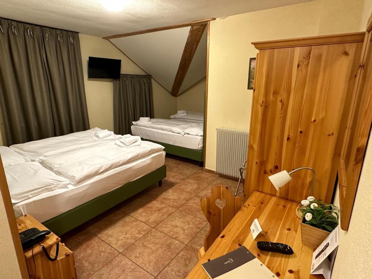 Hotel Trieste Tarvisio Buitenkant foto