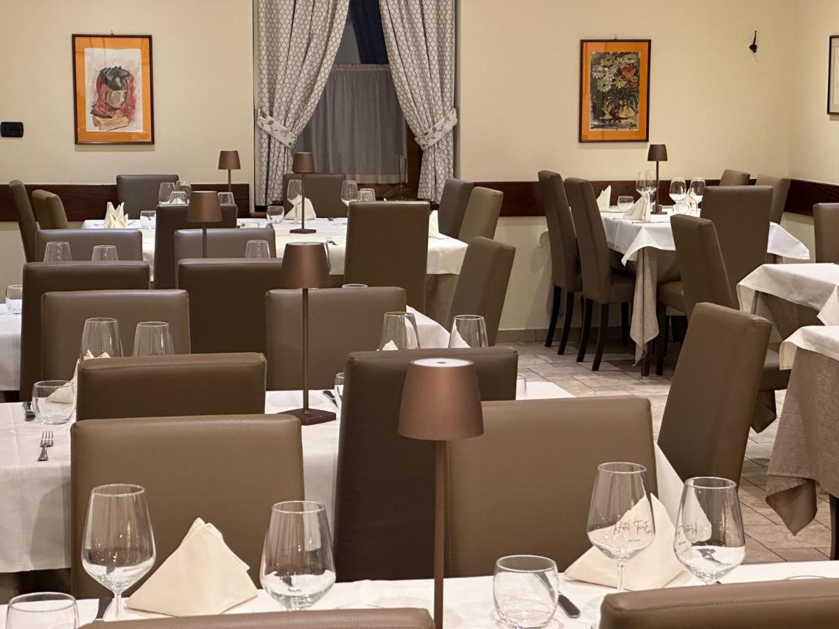 Hotel Trieste Tarvisio Buitenkant foto