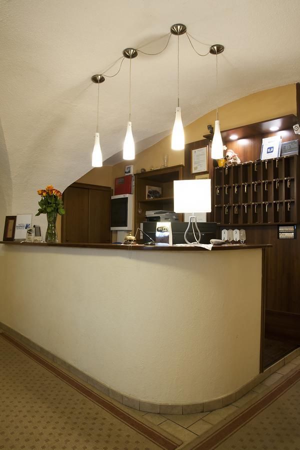 Hotel Trieste Tarvisio Buitenkant foto